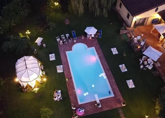 Villa Fiore Luxury Pool & Garden